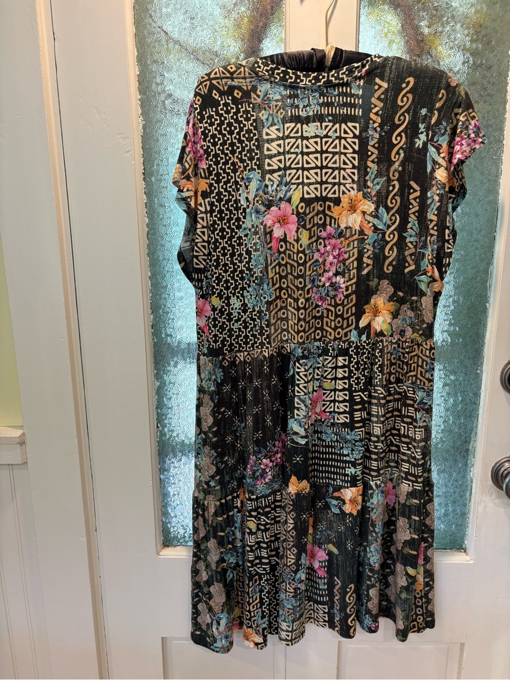 Johnny Was Patterned V-Neck Women's Dress - Black with Pink & Teal Accents M - Picture 2 of 6